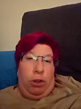 Snapshot of dieGeile0411 chatting on 10/17/25, 05:33 dieGeile0411 online show from 10/17/25, 05:33