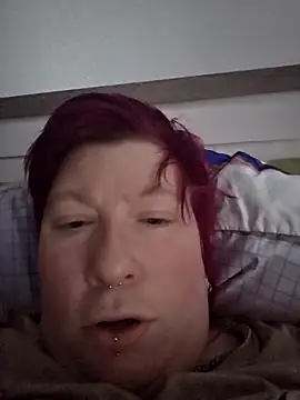 Snapshot of dieGeile0411 chatting on 02/12/26, 11:32 dieGeile0411 online show from 02/12/26, 11:32