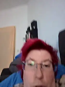 Snapshot of dieGeile0411 chatting on 10/22/25, 07:08 dieGeile0411 online show from 10/22/25, 07:08