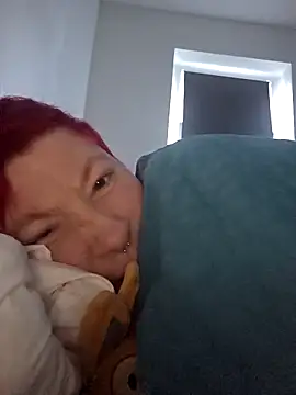 dieGeile0411 online show from 04/21/26, 06:09