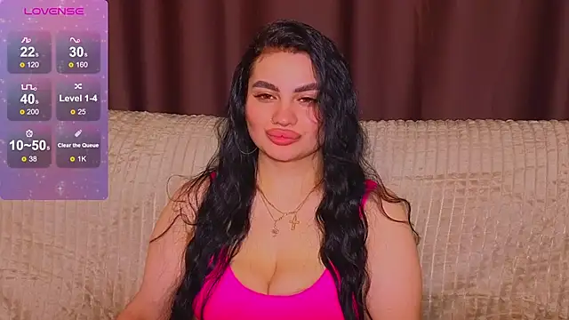 Nikki Kardashian online show from 03/06/25, 01:37