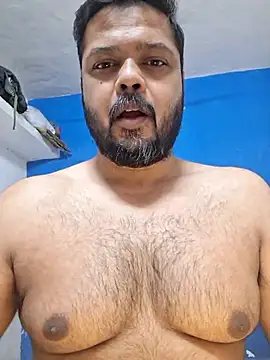 Snapshot of dirtybearr chatting on 03/18/25, 05:23 dirtybearr online show from 03/18/25, 05:23