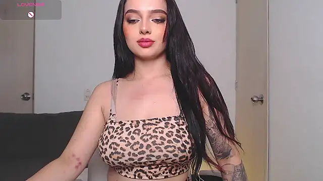 sophialorens s online show from 05/31/26, 06:09