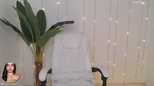 Snapshot of sophialorens_s chatting on 01/26/25, 06:37 sophialorens s online show from 01/26/25, 06:37