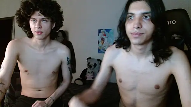 Snapshot of angelitofemboy chatting on 12/11/24, 02:52 angelitofemboy online show from 12/11/24, 02:52