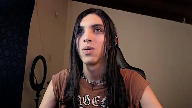 angelitofemboy online show from 04/18/26, 05:10