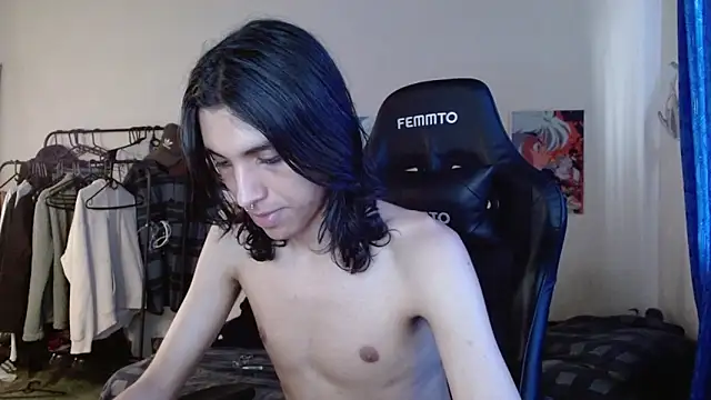 Snapshot of angelitofemboy chatting on 12/02/24, 01:41 angelitofemboy online show from 12/02/24, 01:41