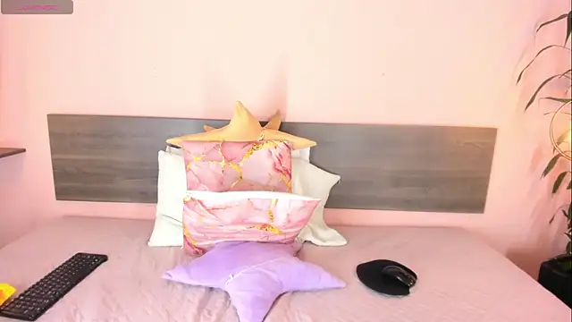 samanta joness online show from 03/05/26, 07:16