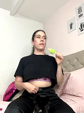 ImAlicee online show from 12/15/25, 09:42