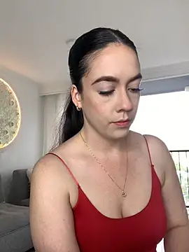 ImAlicee online show from 09/28/25, 10:06