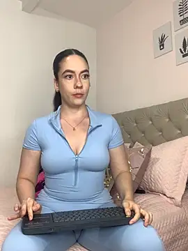 ImAlicee online show from 10/14/25, 09:36