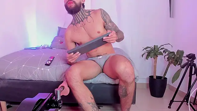 Apolo Bianco  online show from 01/14/26, 06:39