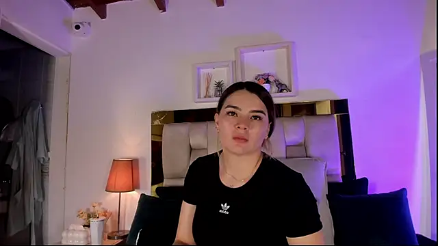 emmy r online show from 04/11/26, 12:09