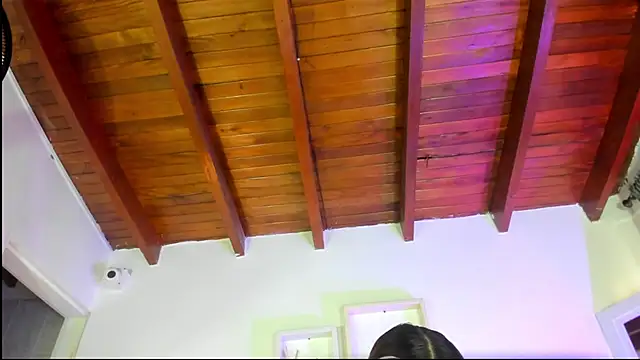 Snapshot of emmy_r chatting on 11/26/25, 12:05 emmy r online show from 11/26/25, 12:05