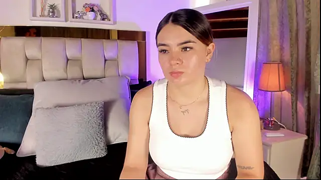 emmy r online show from 04/10/26, 12:23