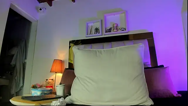 emmy r online show from 01/09/26, 12:01