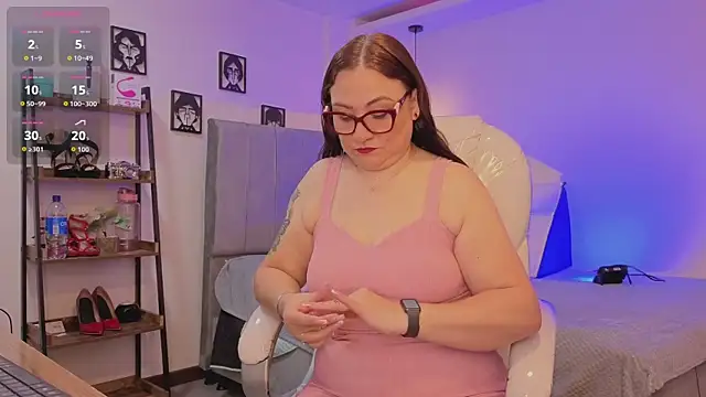 Snapshot of lady_nylon_ chatting on 11/24/25, 11:21 lady nylon online show from 11/24/25, 11:21