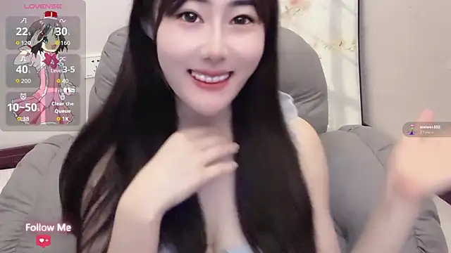 Snapshot of qiqi-- chatting on 04/18/26, 03:20 qiqi-- online show from 04/18/26, 03:20