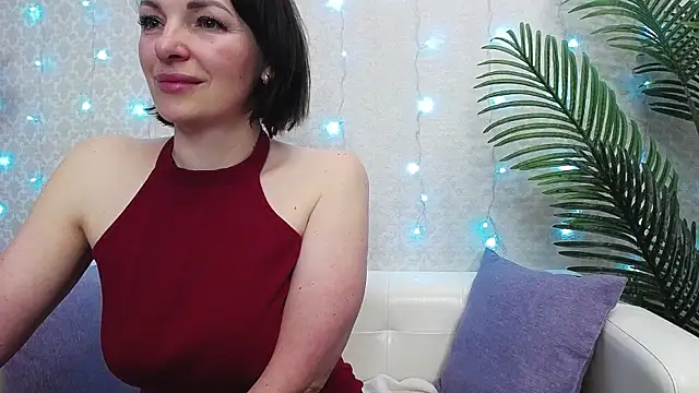 Snapshot of Camelia_Lillie chatting on 05/19/26, 01:21 Camelia Lillie online show from 05/19/26, 01:21