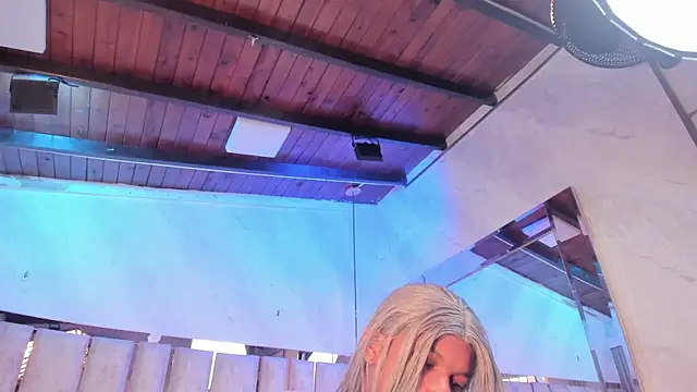 ari monet online show from 06/01/26, 11:43