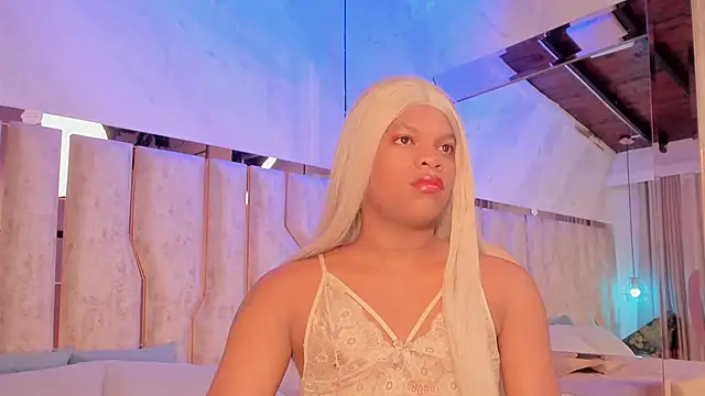 Snapshot of ari_monet chatting on 02/13/26, 11:43 ari monet online show from 02/13/26, 11:43