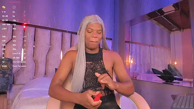 Snapshot of ari_monet chatting on 03/21/25, 11:44 ari monet online show from 03/21/25, 11:44