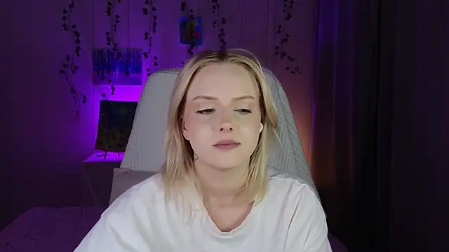 ImBonBon online show from 07/11/26, 10:54