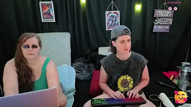 Sexy Mama-69 online show from 11/13/25, 04:33