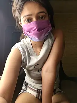 Snapshot of Angel_rani2 chatting on 03/07/25, 07:27 Angel rani2 online show from 03/07/25, 07:27