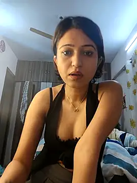 Snapshot of Angel_rani2 chatting on 09/13/25, 02:06 Angel rani2 online show from 09/13/25, 02:06