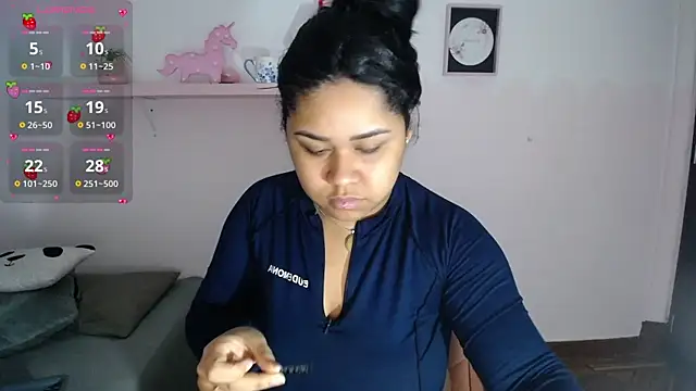 Nahom1  online show from 10/31/25, 12:51