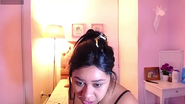 Nahom1  online show from 11/04/25, 08:23