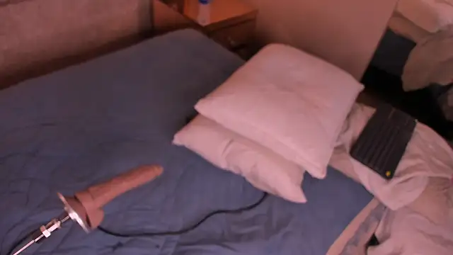 Snapshot of VioletaAbel chatting on 09/09/25, 10:47 VioletaAbel online show from 09/09/25, 10:47