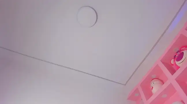 Snapshot of VioletaAbel chatting on 03/05/25, 04:57 VioletaAbel online show from 03/05/25, 04:57