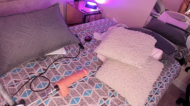 Snapshot of VioletaAbel chatting on 11/13/25, 11:25 VioletaAbel online show from 11/13/25, 11:25