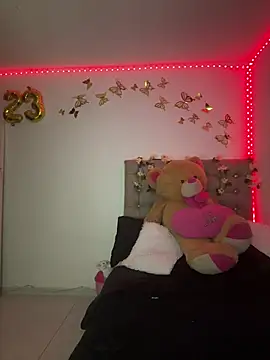 Jullieetta online show from 01/07/25, 12:41