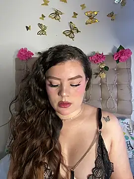 Jullieetta online show from 05/23/26, 07:13