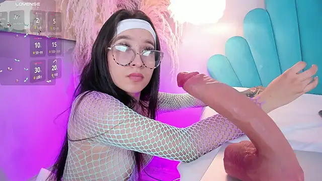 Snapshot of EriKlein chatting on 11/27/25, 09:04 EriKlein online show from 11/27/25, 09:04