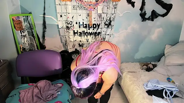 Nata bernett online show from 10/21/25, 10:31