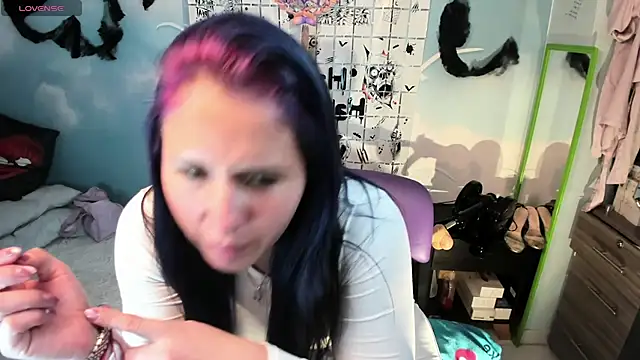 Nata bernett online show from 10/16/25, 11:13