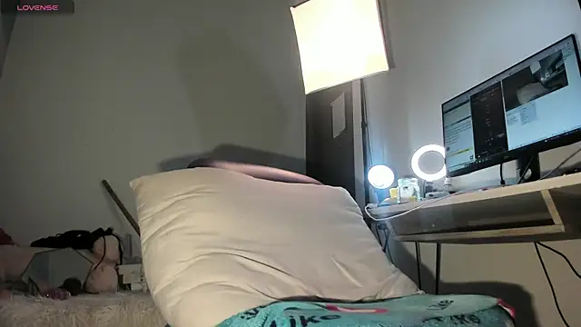 Nata bernett online show from 11/21/25, 10:20