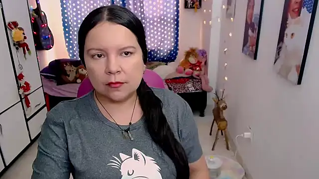 claryssa  online show from 02/24/26, 05:58