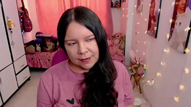 claryssa  online show from 04/30/26, 08:57