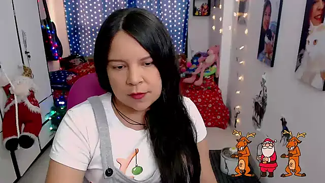Snapshot of claryssa_ chatting on 12/27/24, 08:28 claryssa online show from 12/27/24, 08:28