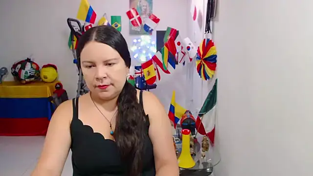 Snapshot of claryssa_ chatting on 07/01/26, 12:27 claryssa online show from 07/01/26, 12:27