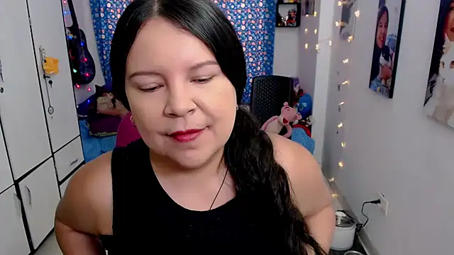 Snapshot of claryssa_ chatting on 09/13/25, 07:14 claryssa online show from 09/13/25, 07:14