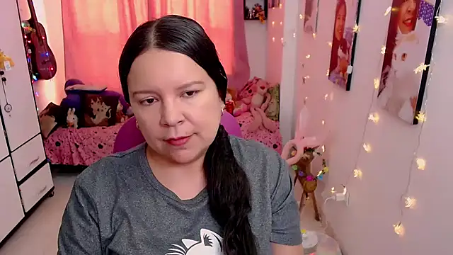 claryssa  online show from 04/28/26, 07:07