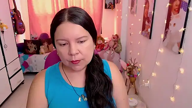 claryssa  online show from 05/08/26, 06:23