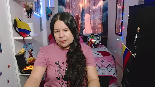 Snapshot of claryssa_ chatting on 07/14/26, 10:38 claryssa online show from 07/14/26, 10:38