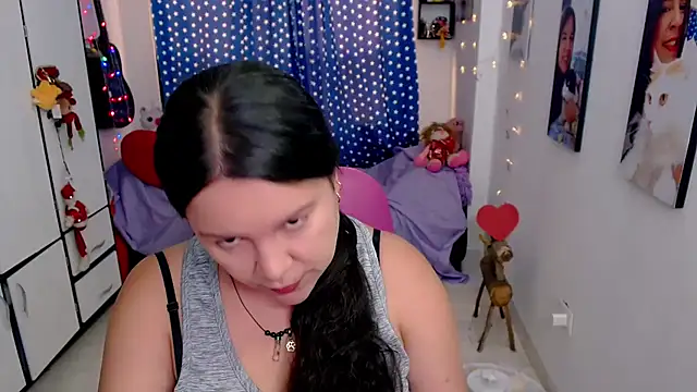 claryssa  online show from 02/12/26, 09:47